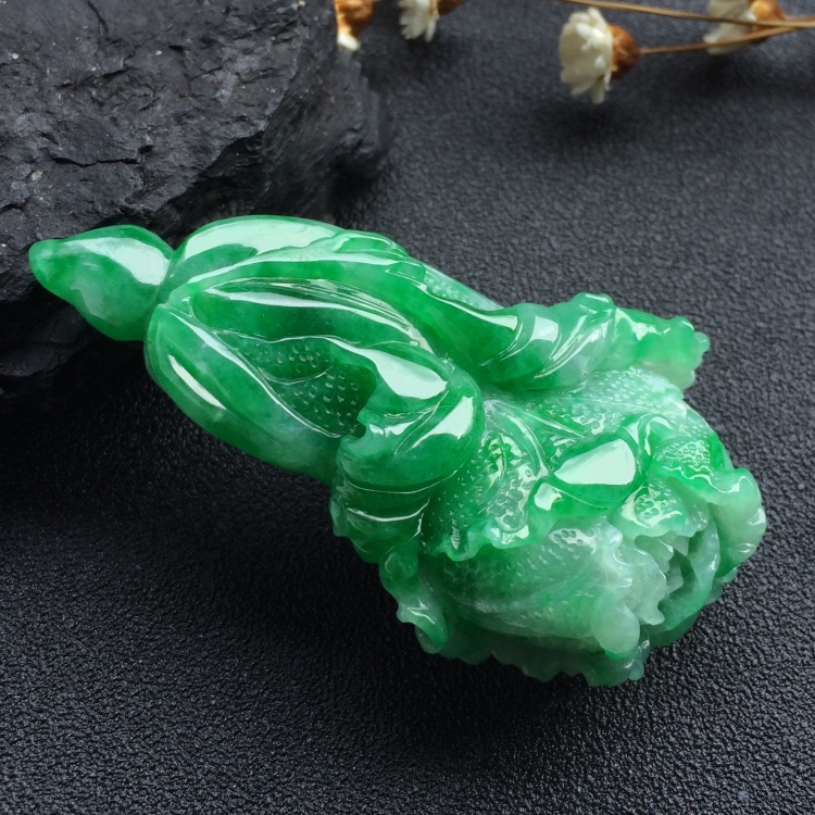 翡翠大白菜如何 选购翡翠大白菜如何选择呢   第1张