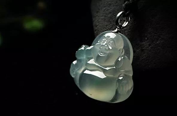 
                手工雕刻与机雕，哪个更中你下怀呢？
   第2张