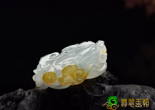 翡翠貔貅的价格行情怎么样？它的价格应该看哪些方面？   第2张