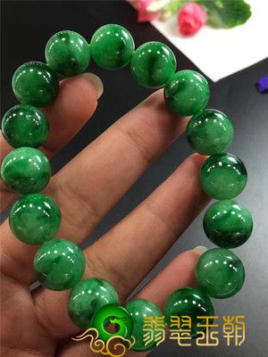 翡翠佛珠真假如何辨别 翡翠佛珠一些好用的购买方法   第2张
