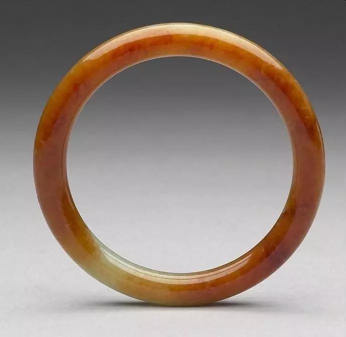 玉赏 | 台北故宫珍藏翡翠手镯，一镯一倾城   第7张