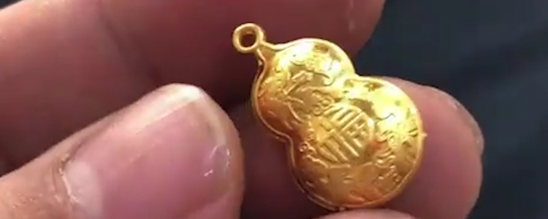 为什么不能戴金葫芦？金葫芦该如何去佩戴？金葫芦的戴法和讲究有哪些？   第2张