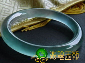 翡翠真伪的评定谁来定？看一下文中掌握回答！   第3张