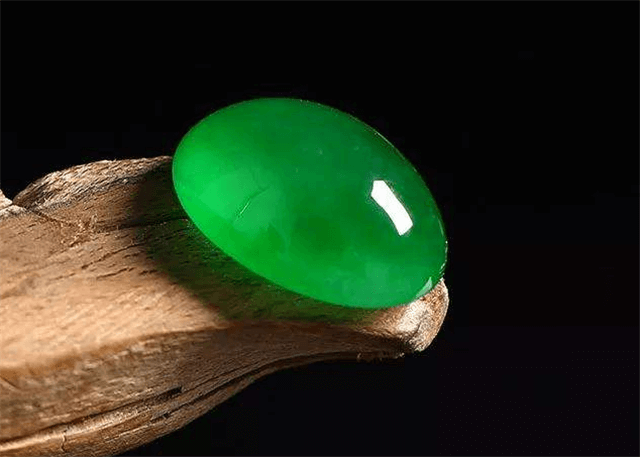 缅甸翡翠价格为何连年上涨？背后的原因大公开！   第2张