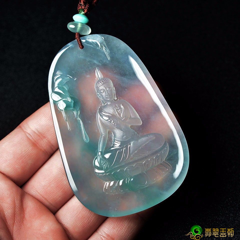 翡翠的飘花是瑕疵吗，千万别把翡翠瑕疵当飘花   第2张