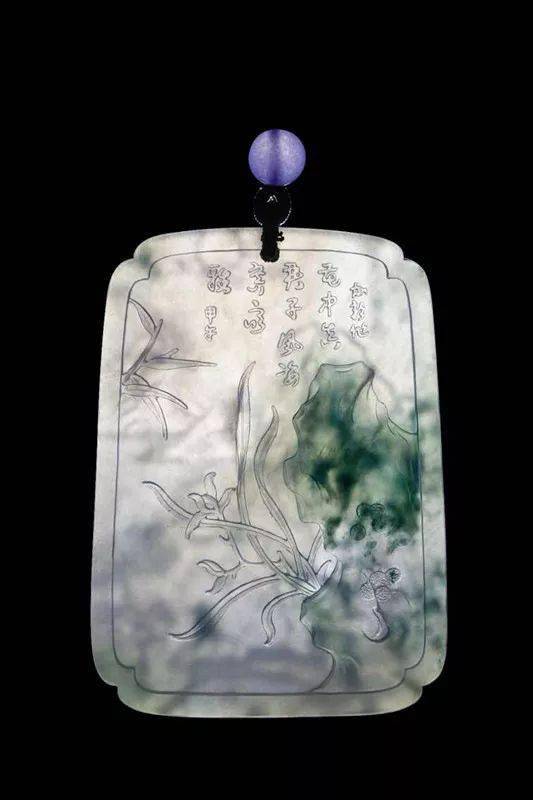 
                翡翠玉雕精品欣赏，给人一种余味无穷的感觉，这是我看过最好的翡翠！
   第7张