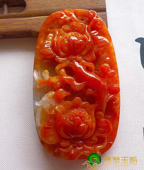 如何选择翡翠花件？   第2张