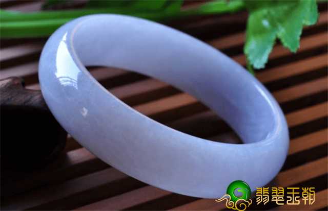 翡翠镯子的购买方法，你掌握是多少！   第3张