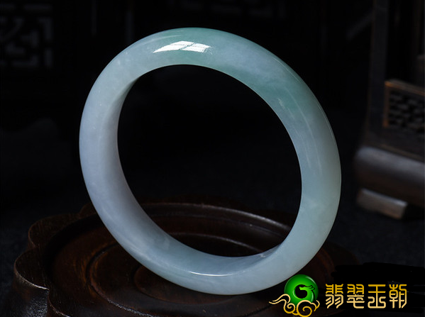 新年或逢年过节送翡翠不能乱送，在这其中有非常大的寓意重视   第9张