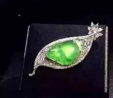 
                君子不可不饰！最具中国风的翡翠设计！
   第3张