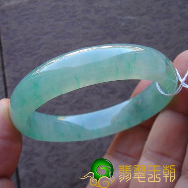 老坑翡翠是什么意思，老坑翡翠鉴别方法   第2张