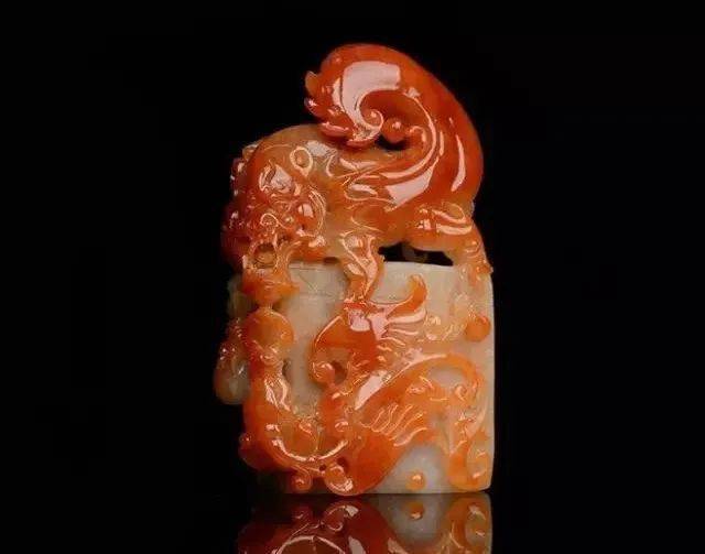 
                你以为买的是红翡？其实是买了块烫手的砖头！
   第1张