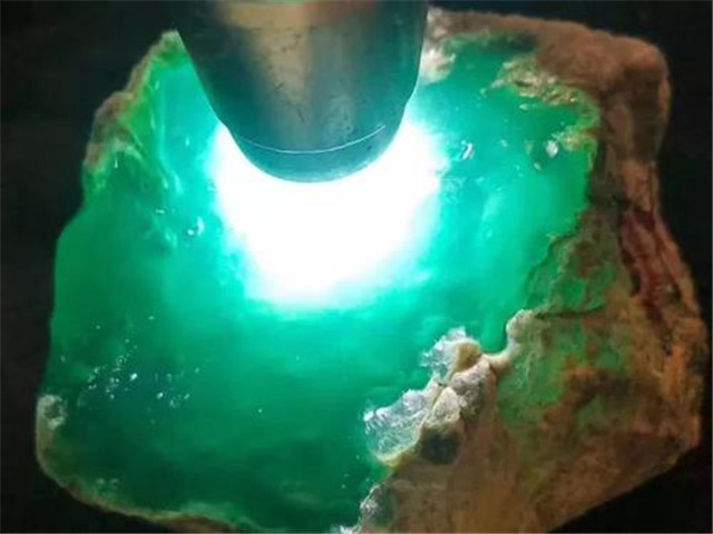 翡翠的雾预示着什么你知道吗？为你讲讲其中详情！(图文)   第2张