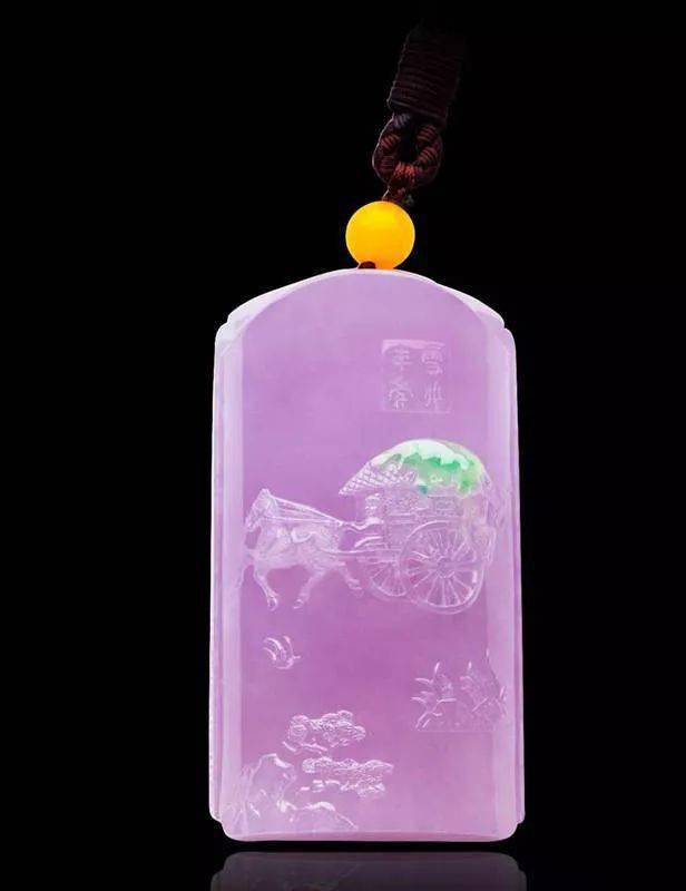 
                翡翠玉雕精品欣赏，给人一种余味无穷的感觉，这是我看过最好的翡翠！
   第4张