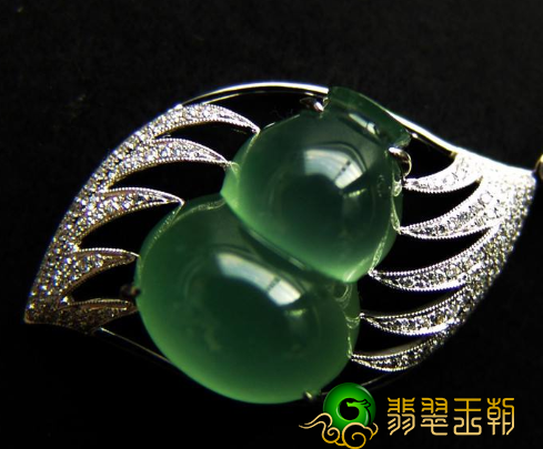 翡翠发展趋势揭密：近现代收藏品市场中翡翠身价倍增   第2张