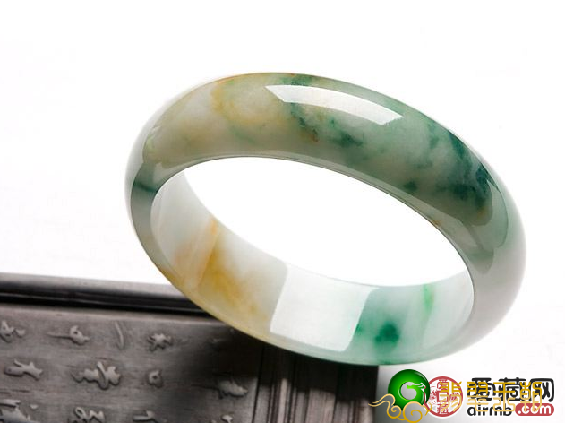 细糯种翡翠归属于哪些级别 价钱贵便宜   第2张