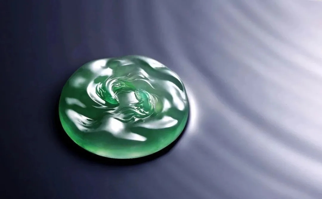 
                翡翠优劣应该如何看？
   第3张