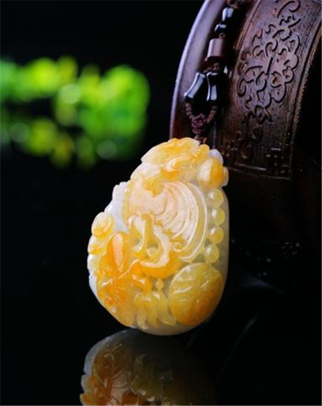 黄翡值钱吗？讲一讲黄翡和翡黄的不同！(图文)   第1张