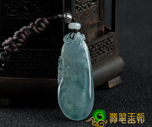 有关翡翠福瓜价钱和福瓜喻意的叫法 