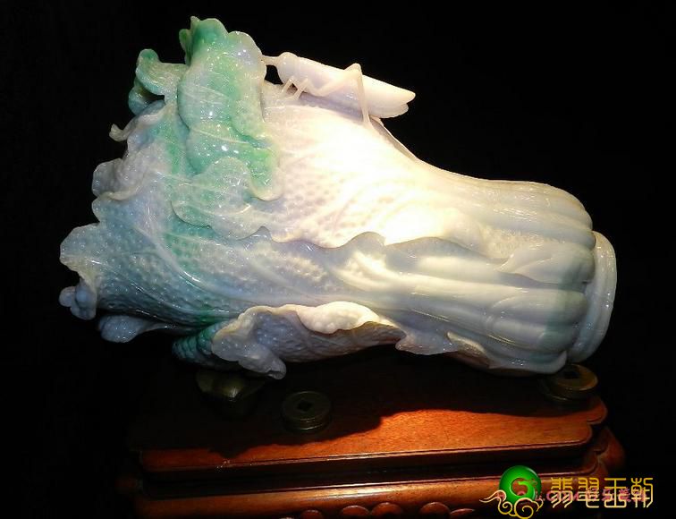 翡翠白菜摆件的寓意是什么   第1张