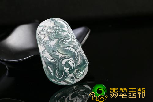 怎样选择翡翠小挂件 记牢这四大选择标准   第1张