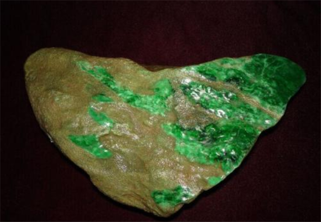 翡翠原石都有什么品种？全面为你解析它！   第4张