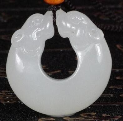 和田玉越白越好吗 怎么看和田玉价值 