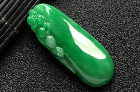 翡翠福瓜的好处和作用是什么?什么样的翡翠福瓜好? 第1张