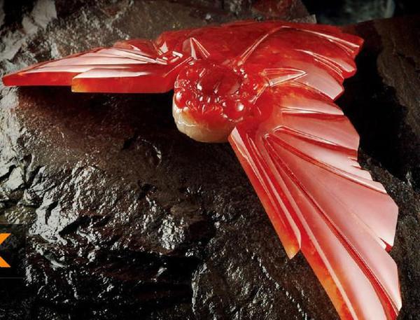 
                极品红色翡翠欣赏，大饱眼福!
   第2张