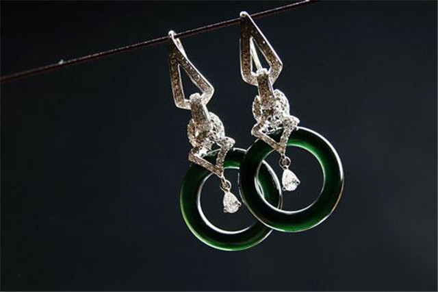 黑翡翠和墨翠傻傻分不清？看完你就明白了！(图文)   第3张