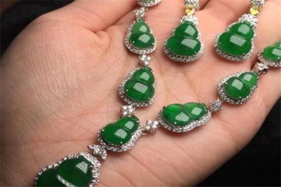 葫芦可以戴在手上吗，葫芦手串的功效   第3张