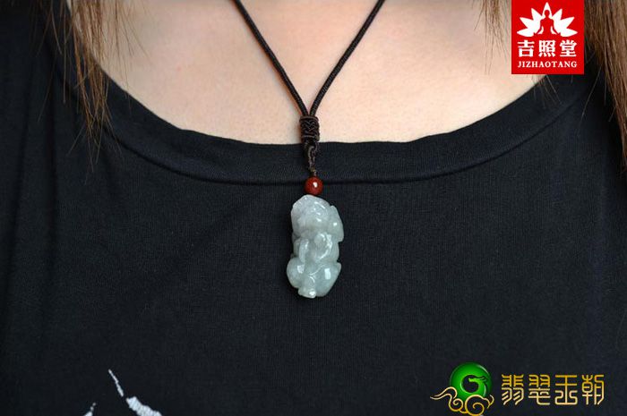 翡翠貔貅的颜色与寓意？翡翠貔貅的寓意是什么   第3张