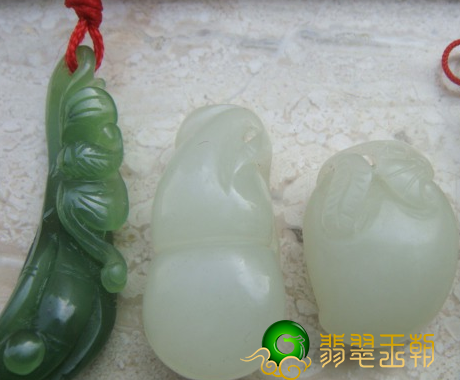 翡翠是玉吗 翡翠和玉的差别是啥 