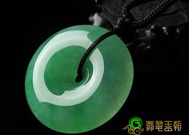 做了翡翠镯子后的翡翠镯心到哪去了？可别弄丢啊，有实用价值！   第1张