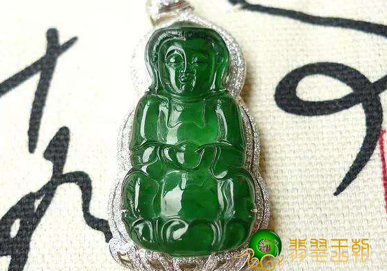 翡翠是稀缺宝贵的玉石，为什么有的翡翠却很便宜?   第3张
