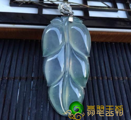 翡翠高冰如何，普遍的什么翡翠产品也归属于高冰   第1张