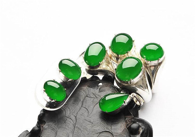 假翡翠的危害有多大?别再买它了! 第4张