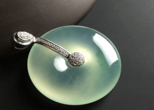 一般的冰种观音多少钱？其它的翡翠挂件价格多少？   第3张