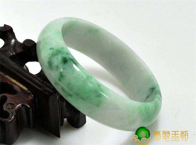 翡翠“翠性”体现在哪方面   第3张