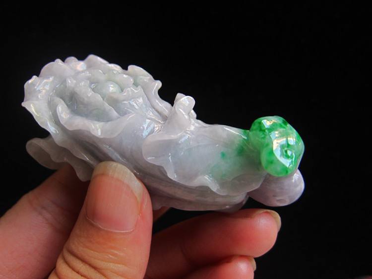 翡翠白菜把件的价格那么贵,我们应该这样保养它! 第3张