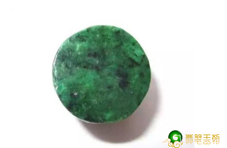 翡翠居然能够人造？生成翡翠是怎么生产制造出去的？   第2张