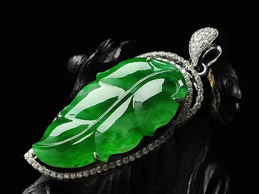 
                绿色翡翠的市场行情如何?
   第1张