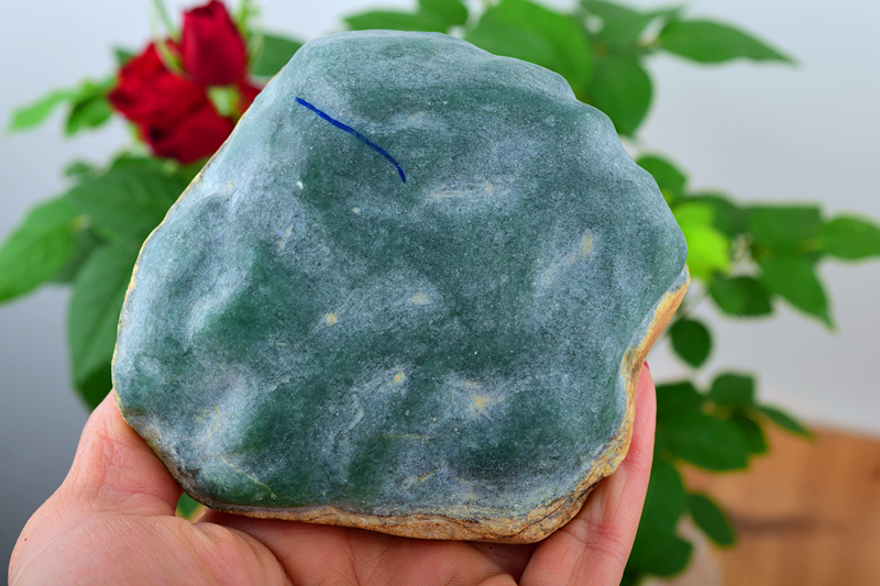 越南翡翠原石价钱如何？为何越南翡翠最有价值？   第2张