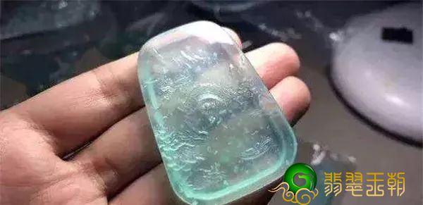 预警信息：销售市场突现优良品种“天青冻翡翠”，现有好多人上当受骗！   第1张