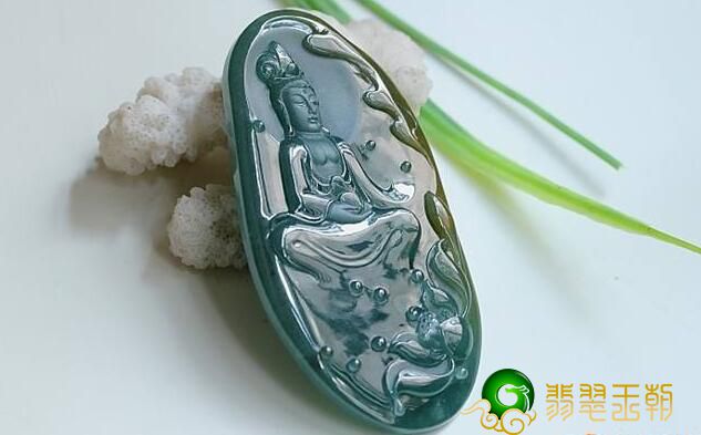 配戴翡翠观世音是对将来的一种寄予，会给大家产生好运气   第2张