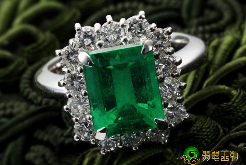 很多人天然祖母绿很有可能还并不是很掌握,接下去让我来让你解疑释惑吧。 第1张