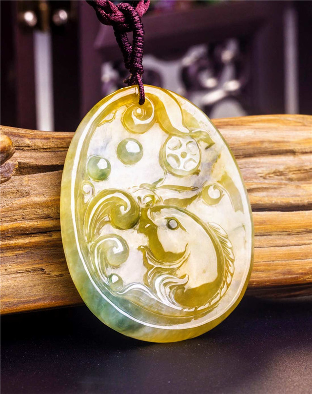 黄翡价格高吗？教你如何更好的选购它！(图文)   第1张