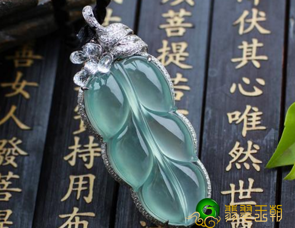 你见过这几类色调的翡翠吗？看过简直长见识。   第2张