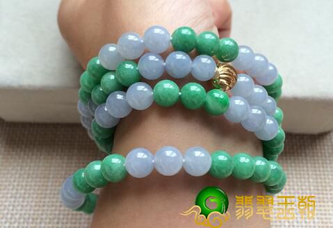 女性戴翡翠珠子手链，拥有什么幸福而与众不同的喻意   第2张