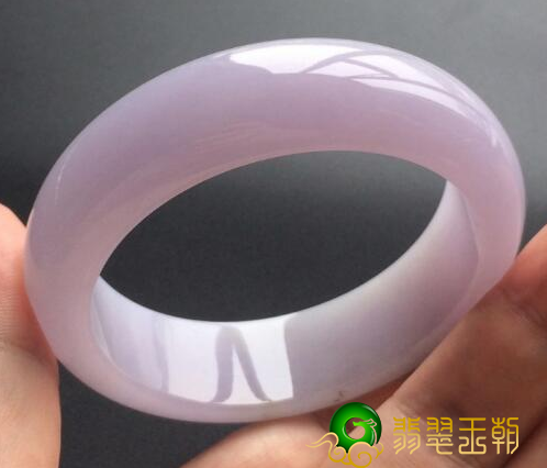 白翡翠有什么寓意？蕴含了怎样的文化？ 